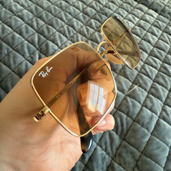 Ray-Ban Gold and Brown Retro Sunglasses - Picture 2 of 7